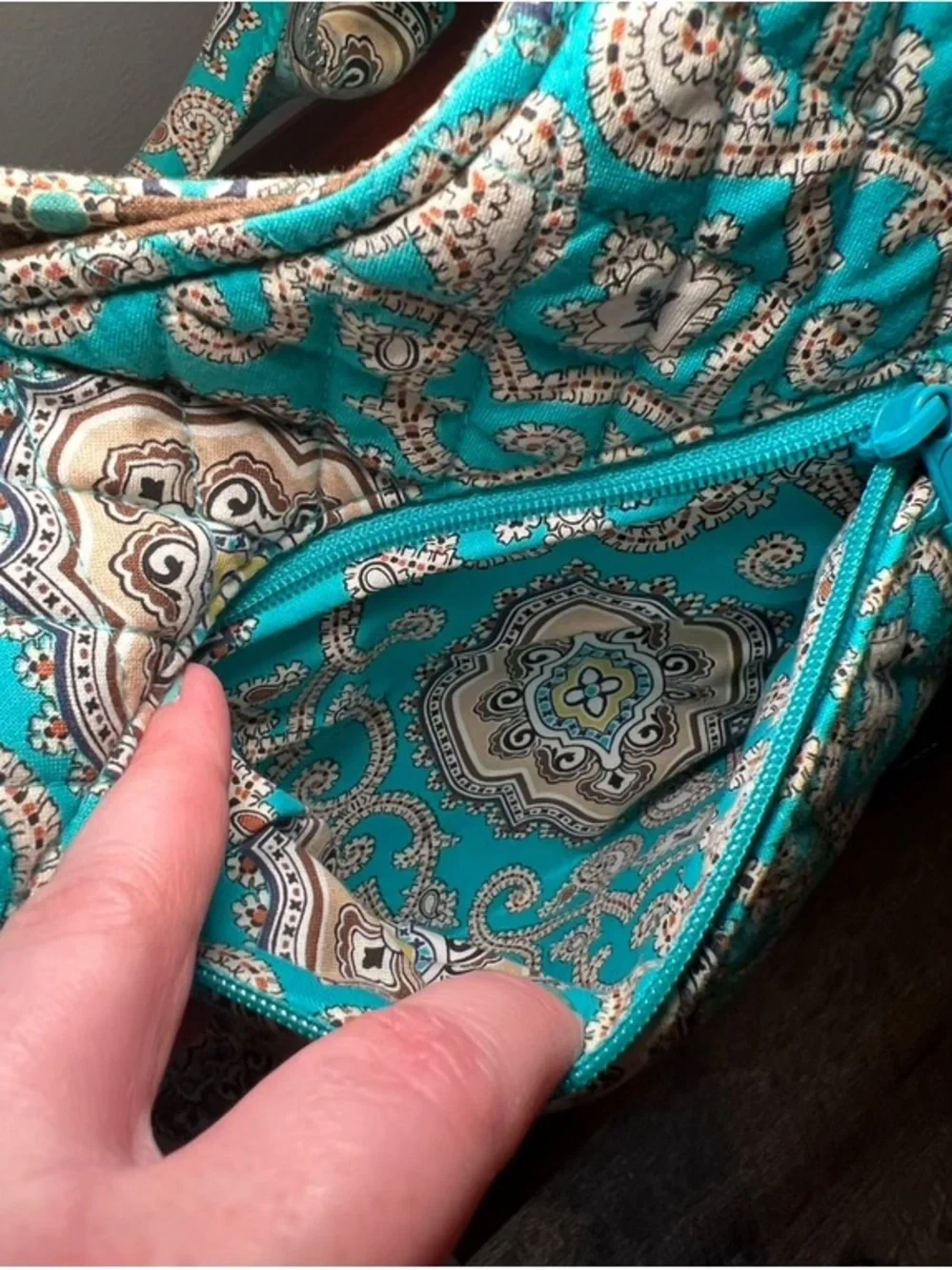 Vera Bradley Hobo Bag Quilted Shoulder Handbag Pockets Blue Turquoise Paisley